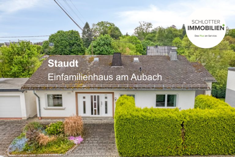Großes Einfamilienhaus in ruhiger Lage am Aubach